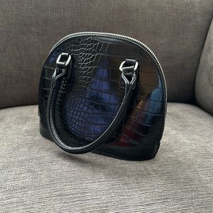 Crocodile Texture Satchel